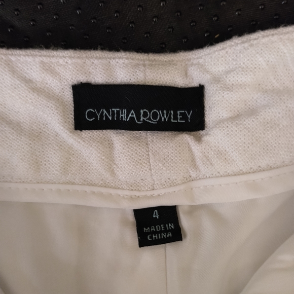 Cynthia Rowley white scalloped shorts size 4 - Picture 3 of 3